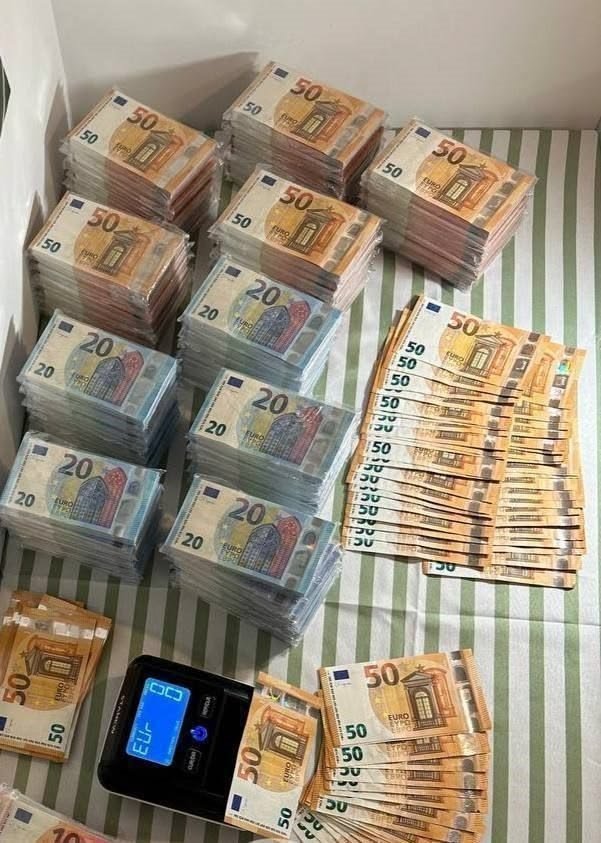 EUROS
